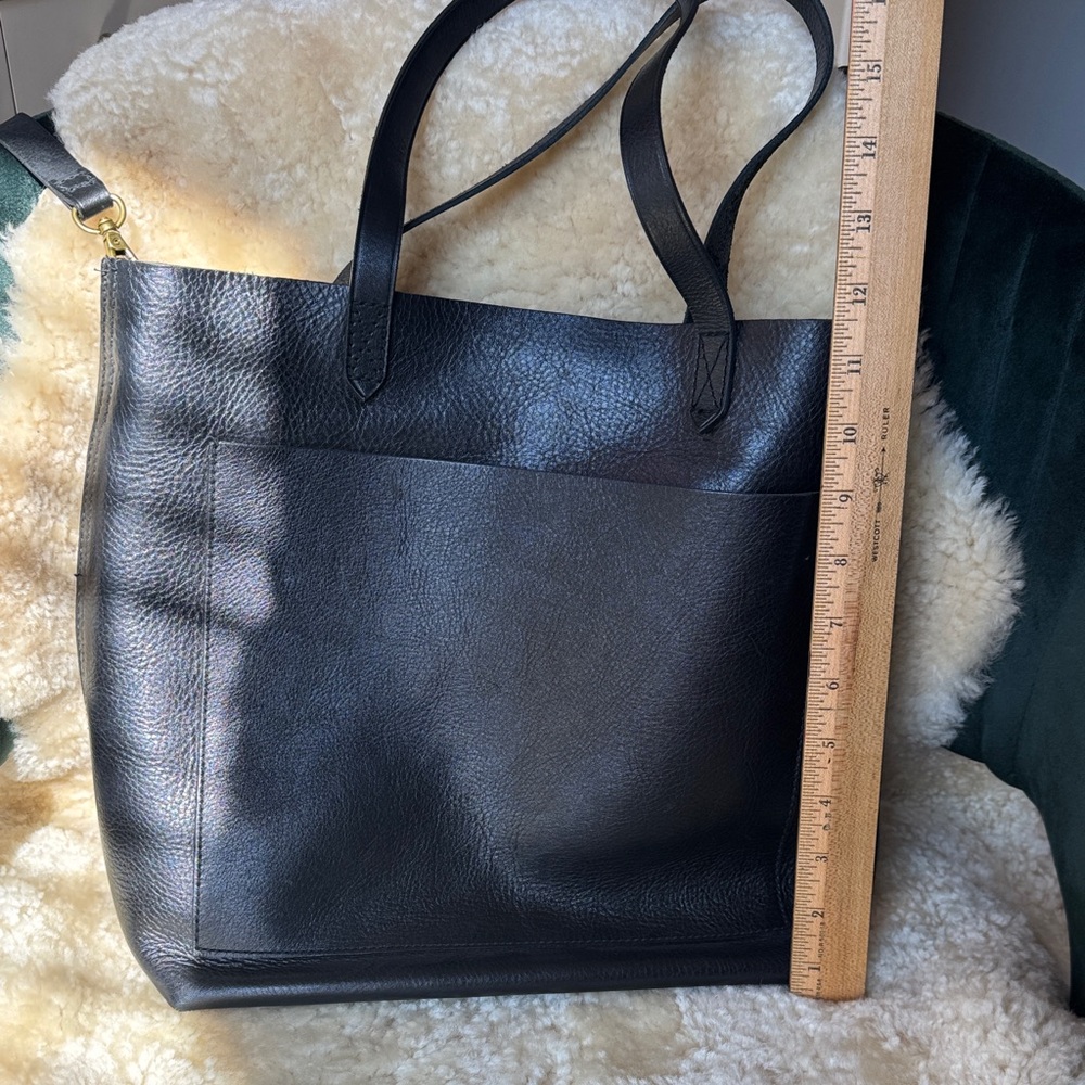 Madewell Midnight Black Tote - Picture 7 of 11